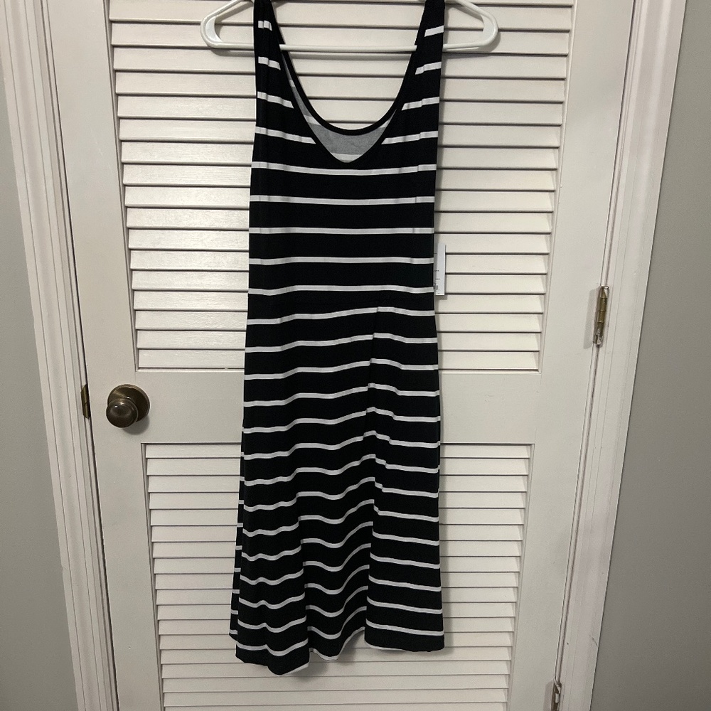 Apt 9 Black/White dress - NWT - Petite Large